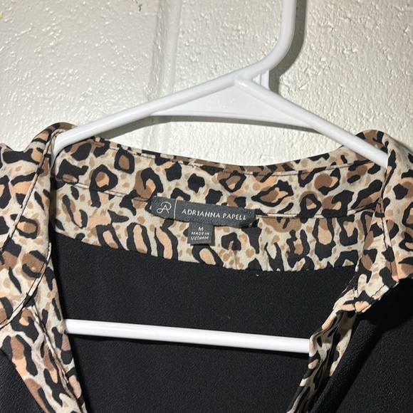 Adrianna Papell Black and Tan 3/4 Sleeve Button Down Shirt - Picture 2 of 6